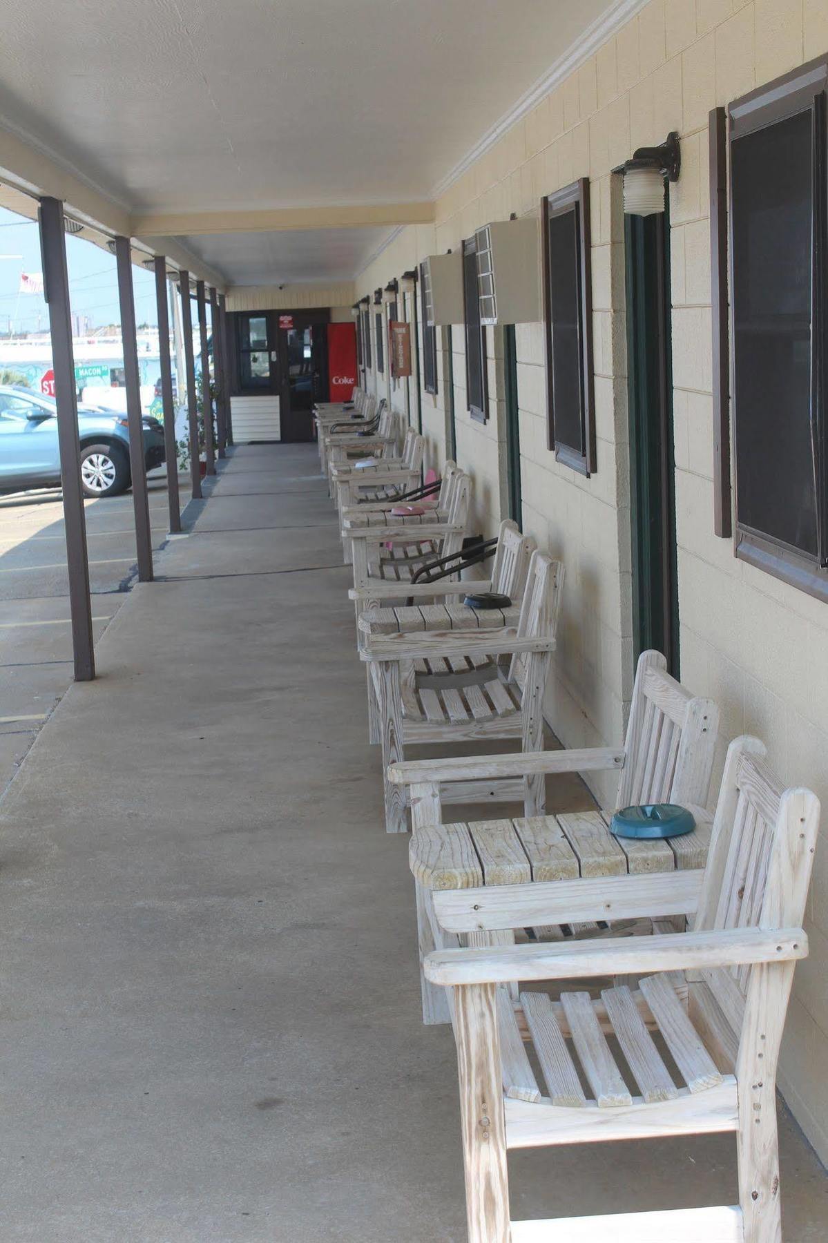 Sand Dollar Motel Atlantic Beach Exteriör bild